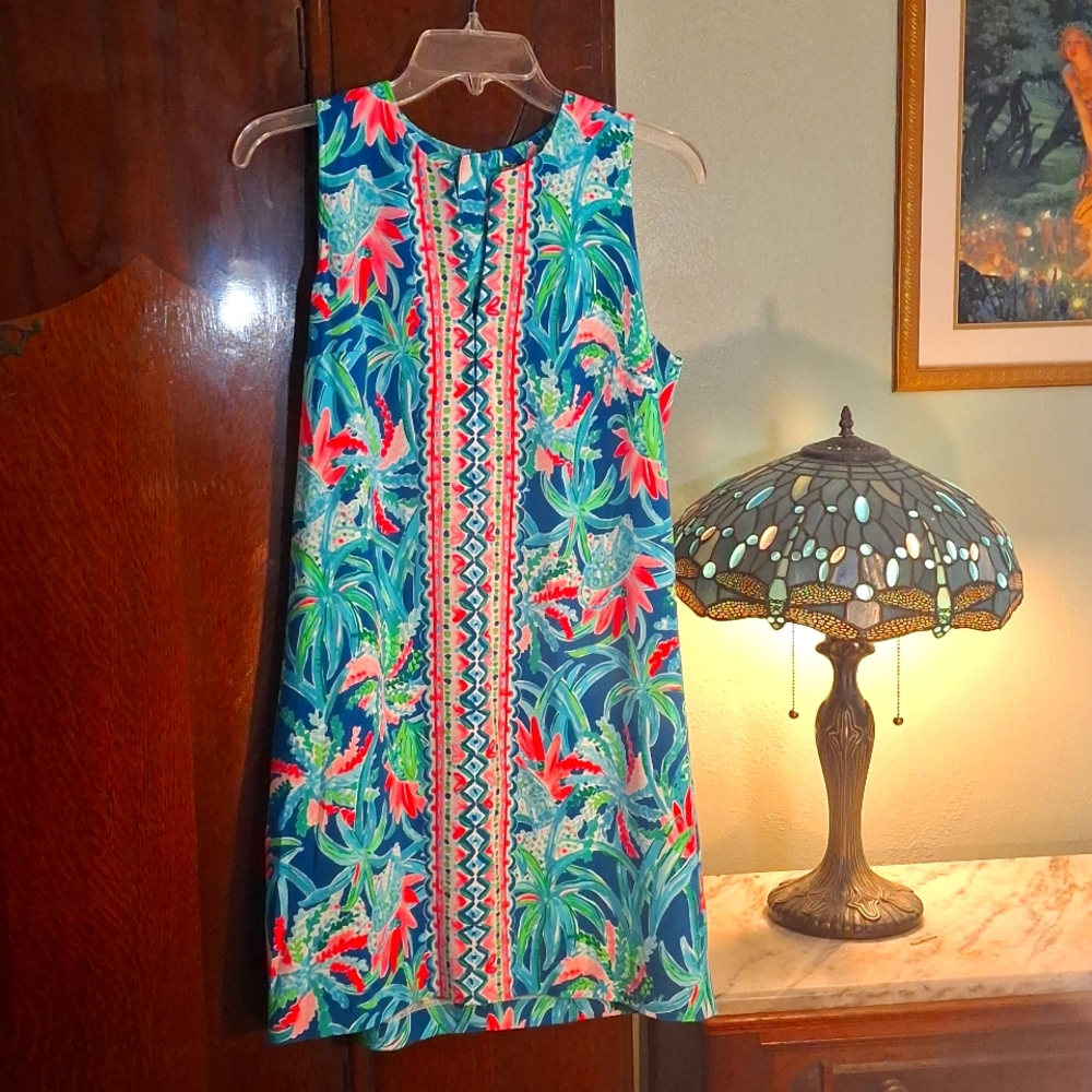 Lilly Pulitzer Dress - Kelby Stretch Shift MacCaw Blue Sweet Escape Sz 2 EUC